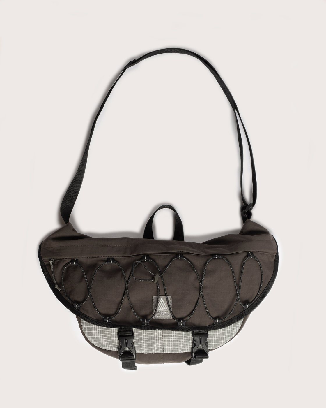 Crossbody bag in charcoal