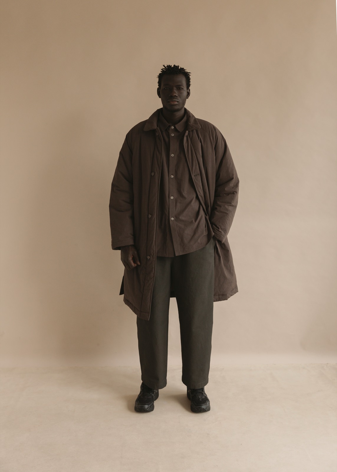 Satta AW24: long quilted brown coat